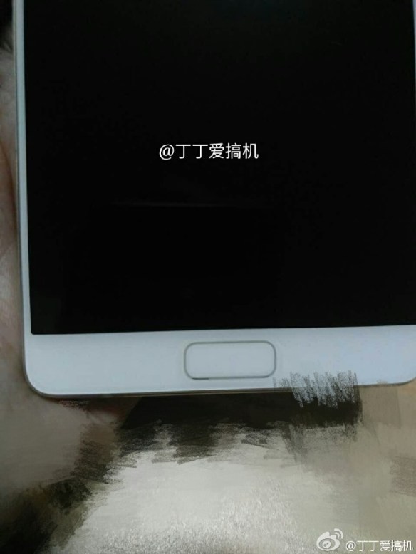 Zuk Edge Canlı Görselleri Fotoğraf Galerisi