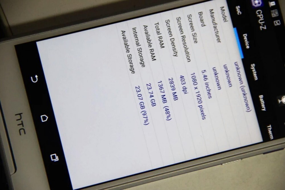 HTC Desire 830 Sızan Görselleri 