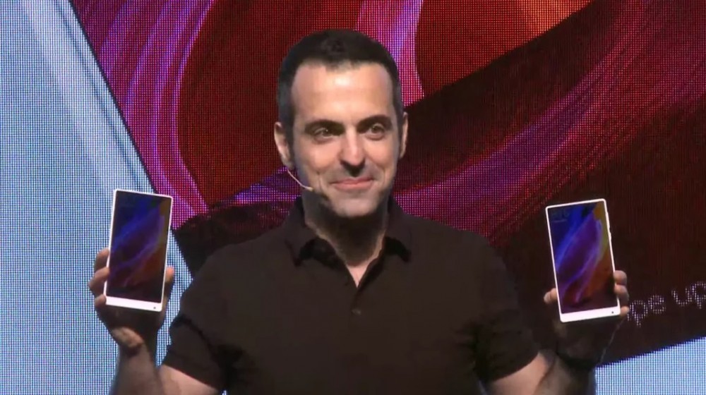 Xiaomi, İnci Beyazı Mi Mix Modelini CES 2017'de Tanıttı 