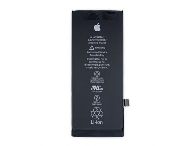 iPhone 8'i stüdyolarında tek tek parçalarına ayırdılar