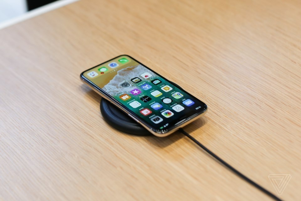 iPhone X'in fiyatı neden yüksek?