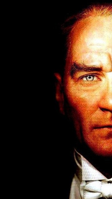 10 Kasım'a özel mobil Atatürk duvar kağıtları