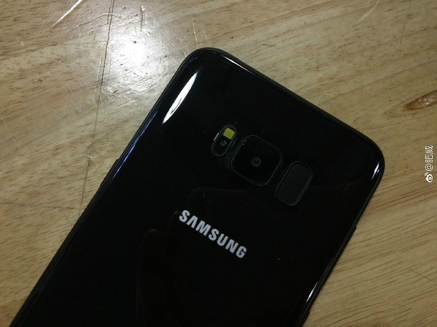 Parlak Siyah Galaxy S8'in 7 yeni görseli ortaya çıktı