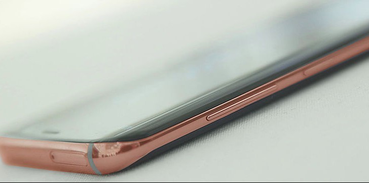 Galaxy S8'in Altın Kaplama Versiyonları Ön Siparişe Sunuldu 