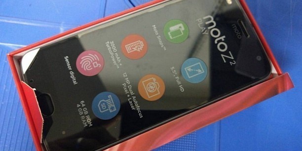 Moto Z2 Play Kutu İçeriği Ve Görüntüleri Sızdırıldı 