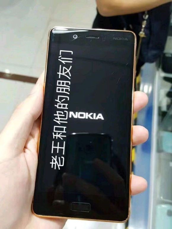 Nokia 8 Şimdi de Altın-Bakır Rengiyle Karşımızda