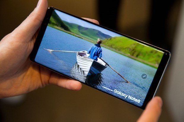 Samsung Galaxy Note 8'den ilk resmi görüntüler geldi