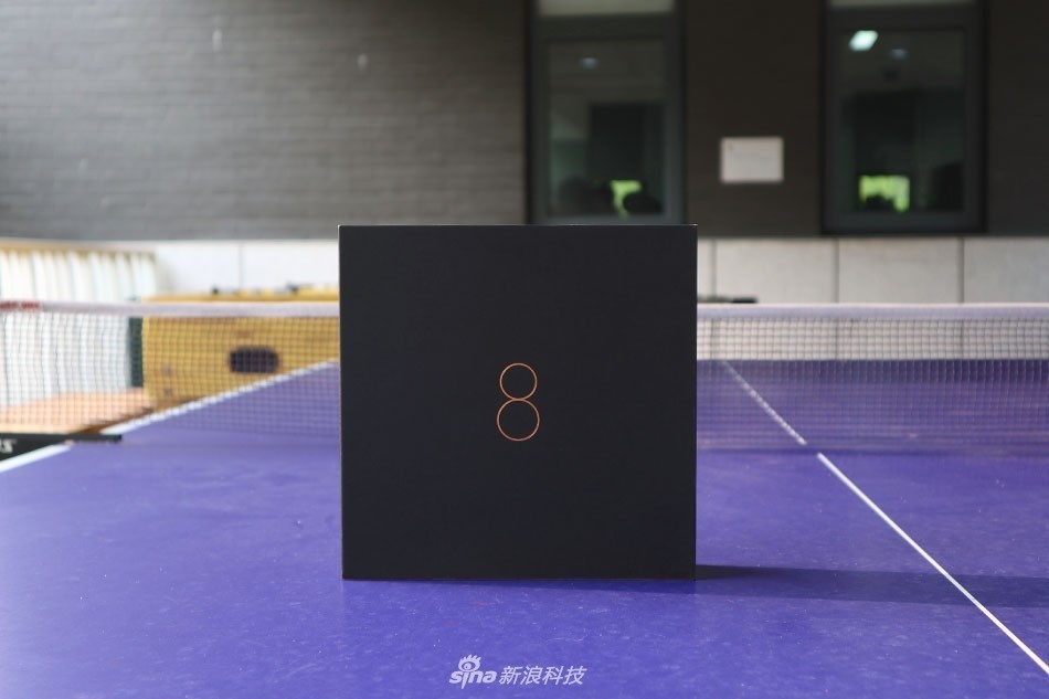 Resimlerle Xiaomi Mi 8 Explorer Edition Kutu Açılımı İncelemesi 