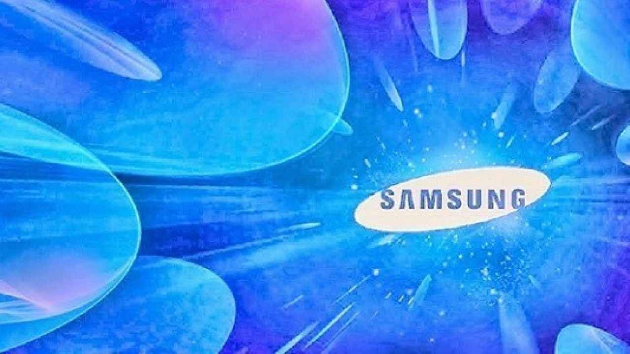 Blue Coral Samsung Galaxy S7 edge Güney Kore'de satışa sunuluyor