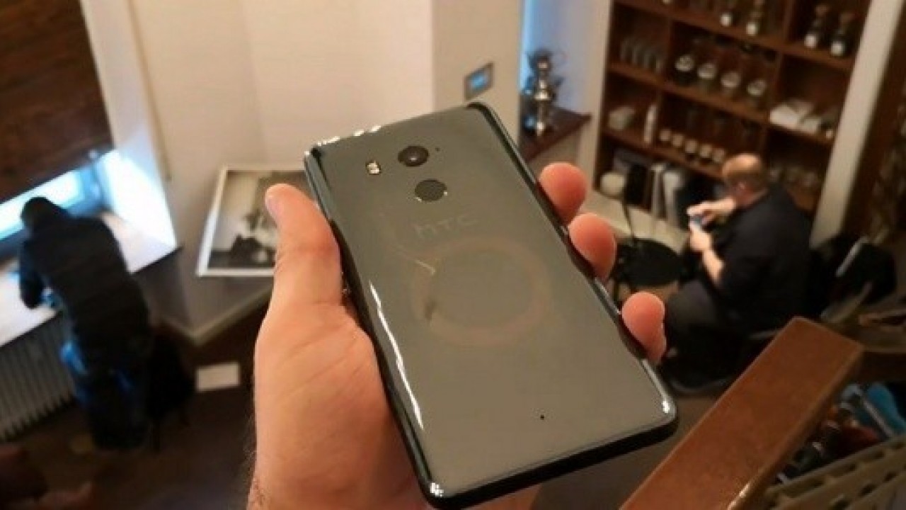 HTC, Yarınki Tanıtım Etkinliği için Yeni Bir Görüntü Yayınladı