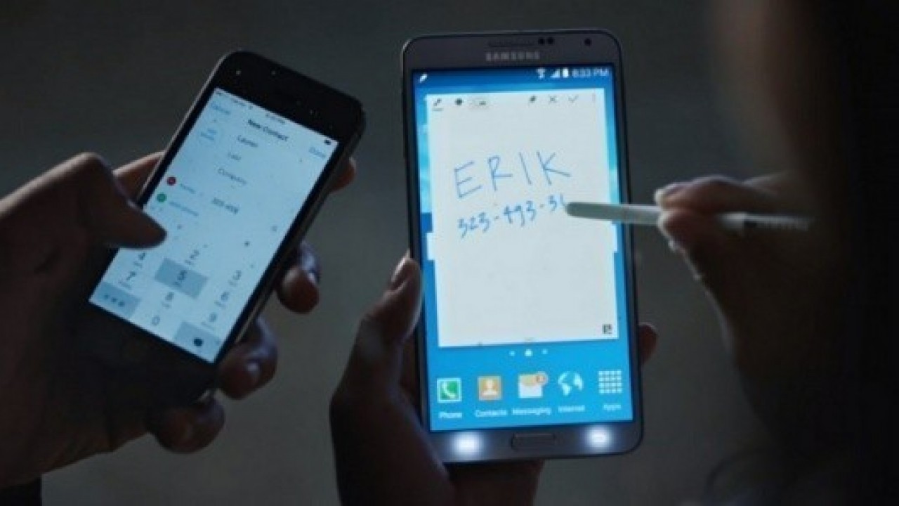 Samsung, Galaxy Note8'in Son Reklamı ile Apple Hayranlarını Kızdıracak 