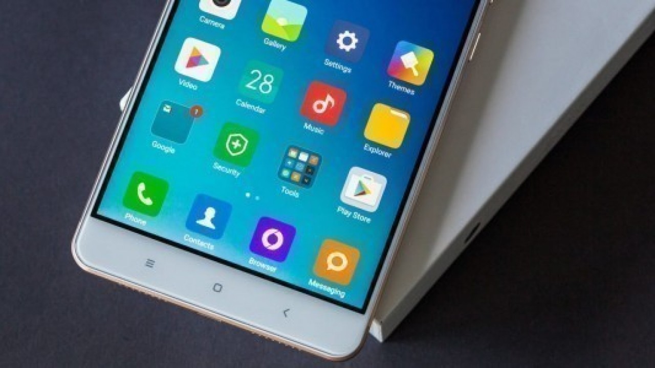 Xiaomi Mi Max 3, ekranıyla mest edecek