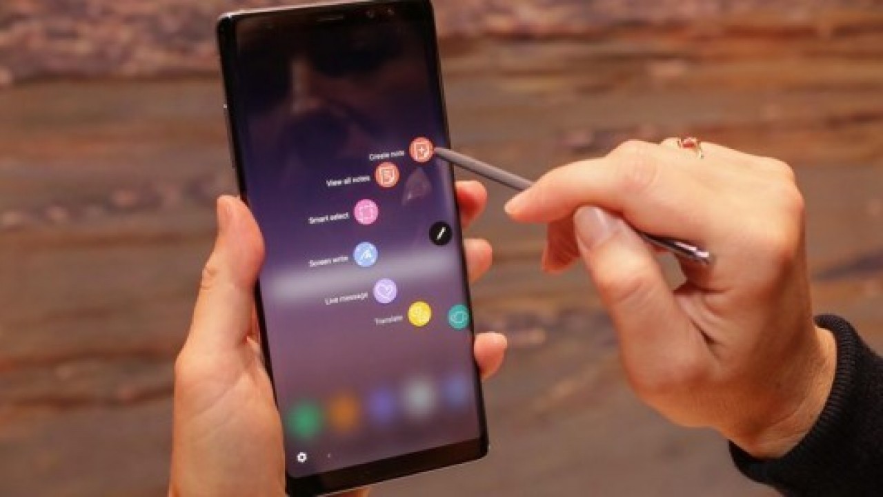 Galaxy Note 8, yılın en iyisi ödülünü aldı