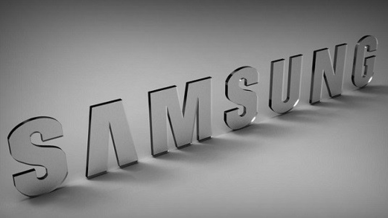 Galaxy S8, zırhlı kılıf içerisinde göründü