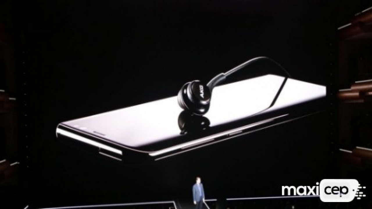 Galaxy S8, 99$'lık Kablolu Harman AKG Kulaklık Setiyle Birlikte Gelecek