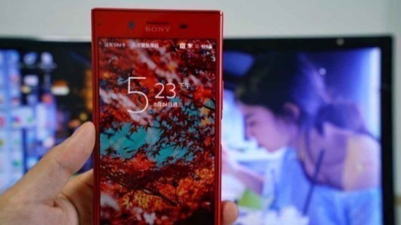 Sony Xperia XZ Premium'un Kırmızı Rengi ile Tanışın