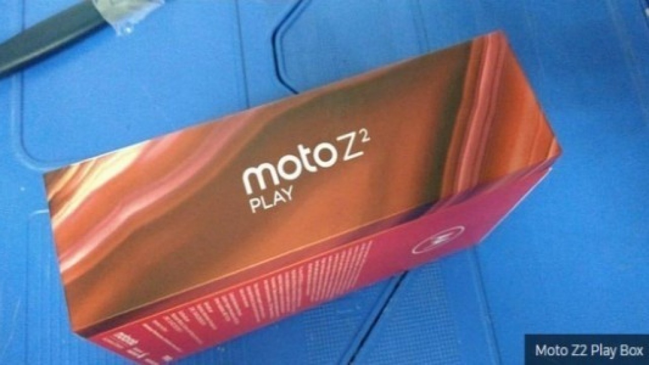 Moto Z2 Play'in Perakende Kutusu ile Birlikte Yeni Görüntüleri Sızdırıldı 