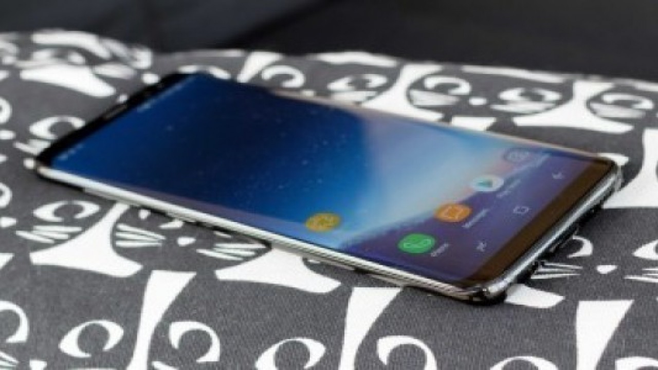 Galaxy S8'in Kırılgan Köşelere Sahip Olduğu Düşme Testinde Ortaya Çıktı 