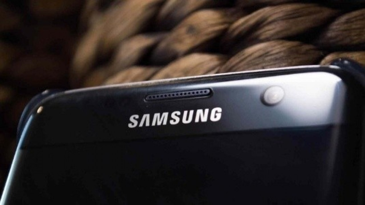 Samsung Galaxy C10 Görüntüleri, Always-on Ekranı İle Sızdırıldı 