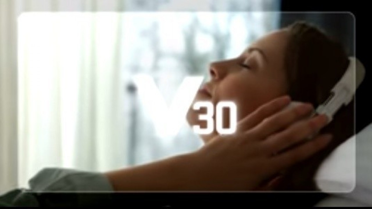 LG V30'un Yeni Tanıtım Videosu Üstün Ses Özelliğini Öne Çıkarıyor 