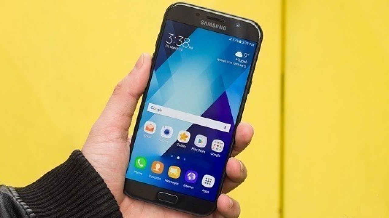 Samsung Galaxy A Serisi Önümüzdeki Yıl Çerçevesiz Ekran Kullanacak