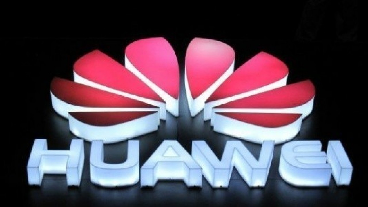 Huawei Mate 10 Alps ve Blanc Versiyonları Detayları ile Ortaya Çıktı 