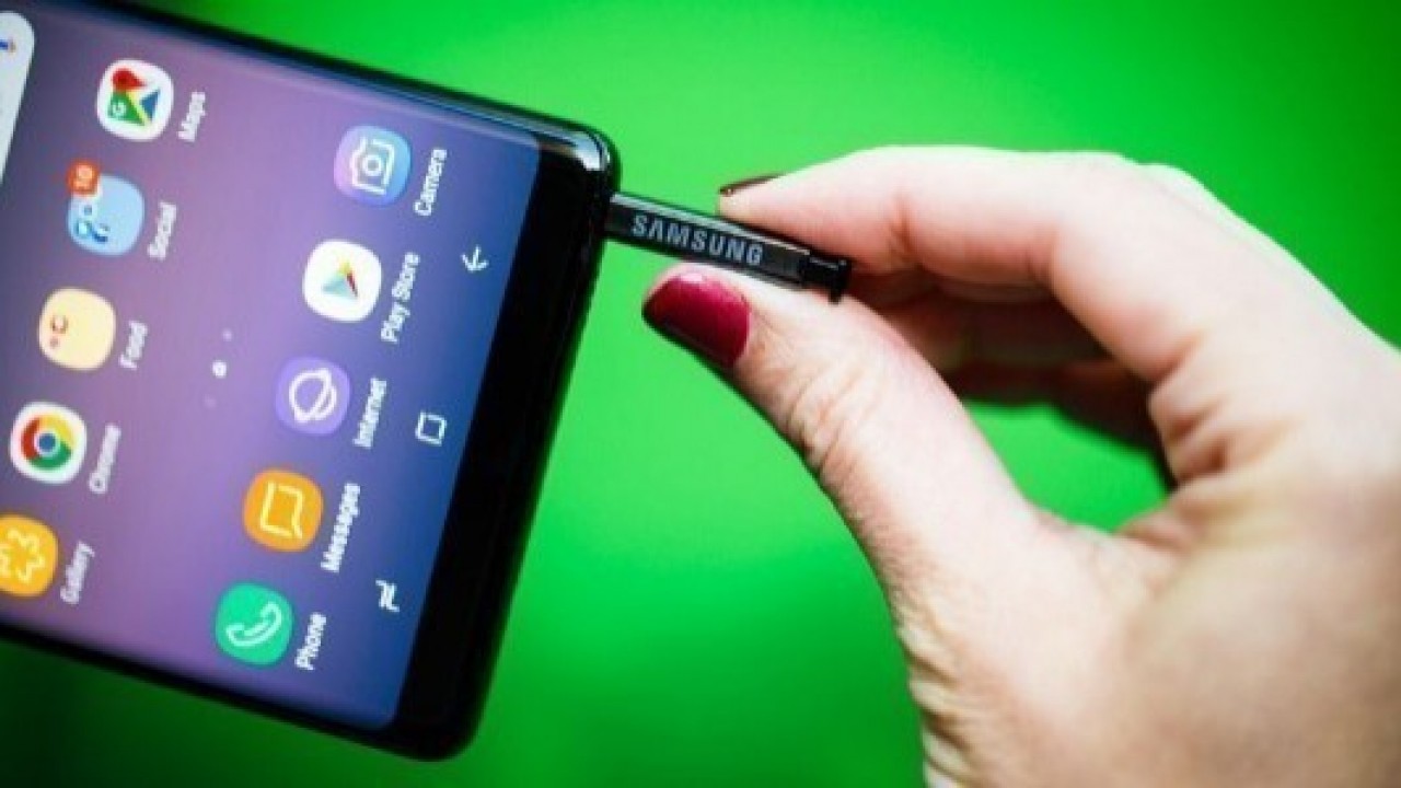 Samsung Galaxy Note8 ve Galaxy S6 edge + için Yeni Güncellemeler Yayınlandı