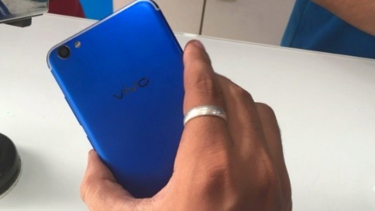Vivo XPlay7, 10GB RAM ve 4x Optik Zoom'a Sahip İlk Akıllı Telefon Olacak