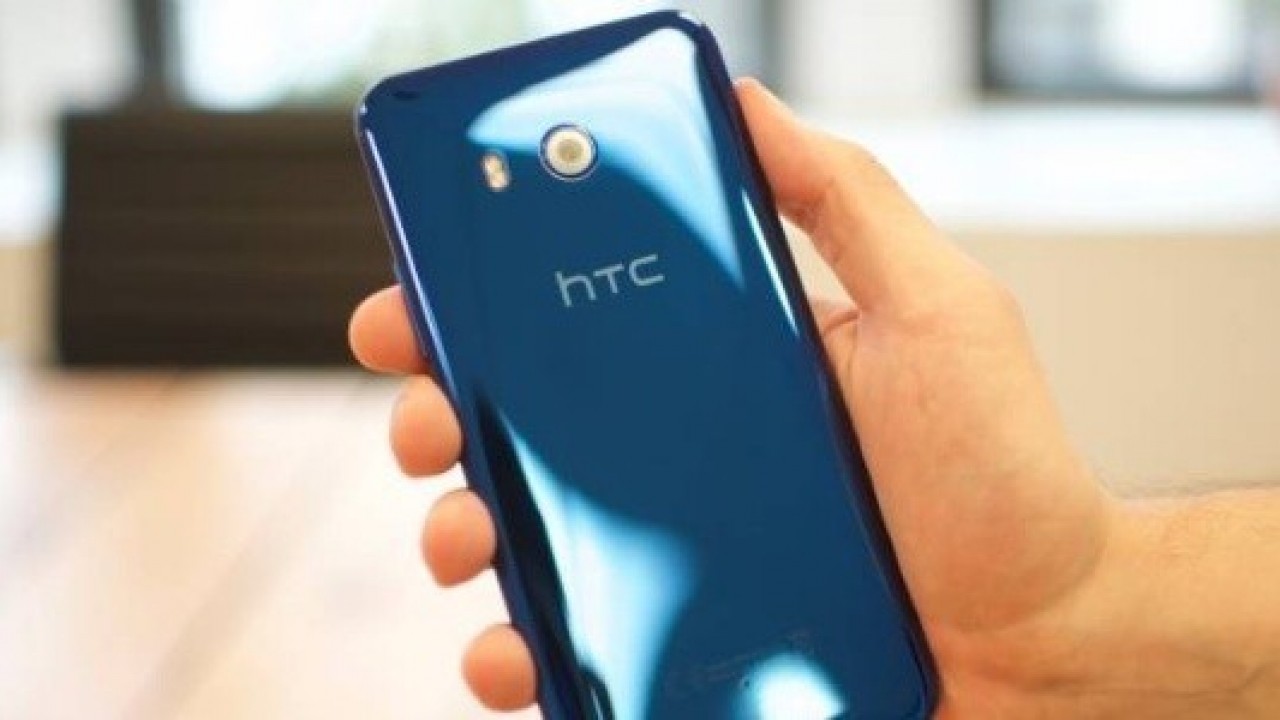 HTC U11 + Yeni Kırmızı Renk Seçeneği ile Gelebilir 