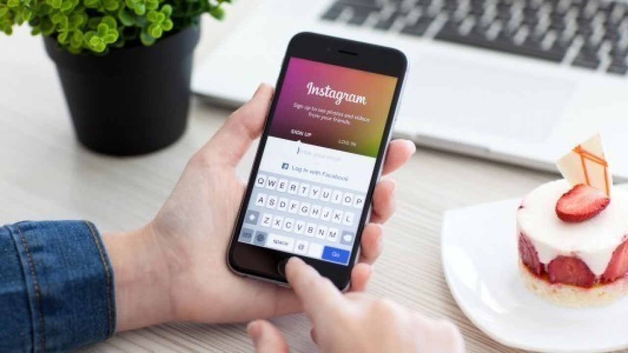 Instagram'da arkadaşlarınızın eklediği tüm resimleri beğenin