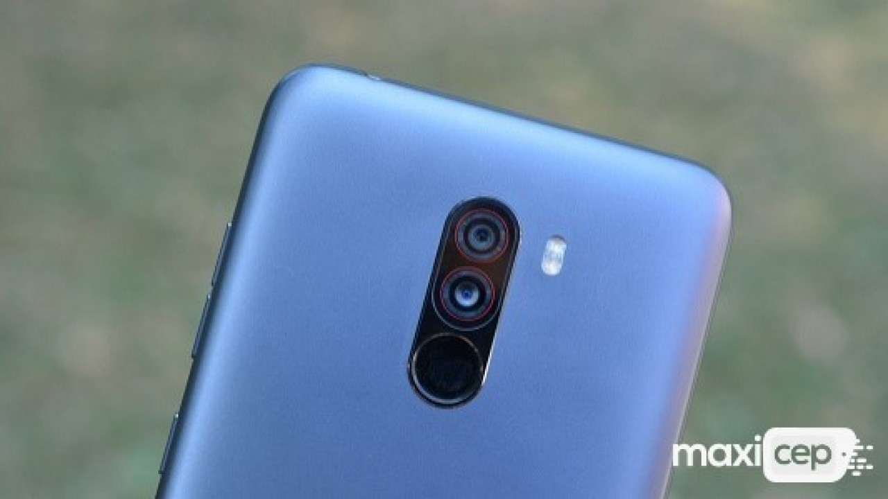 Pocophone F1 Android P ve Android Q Güncellemelerini Alacak