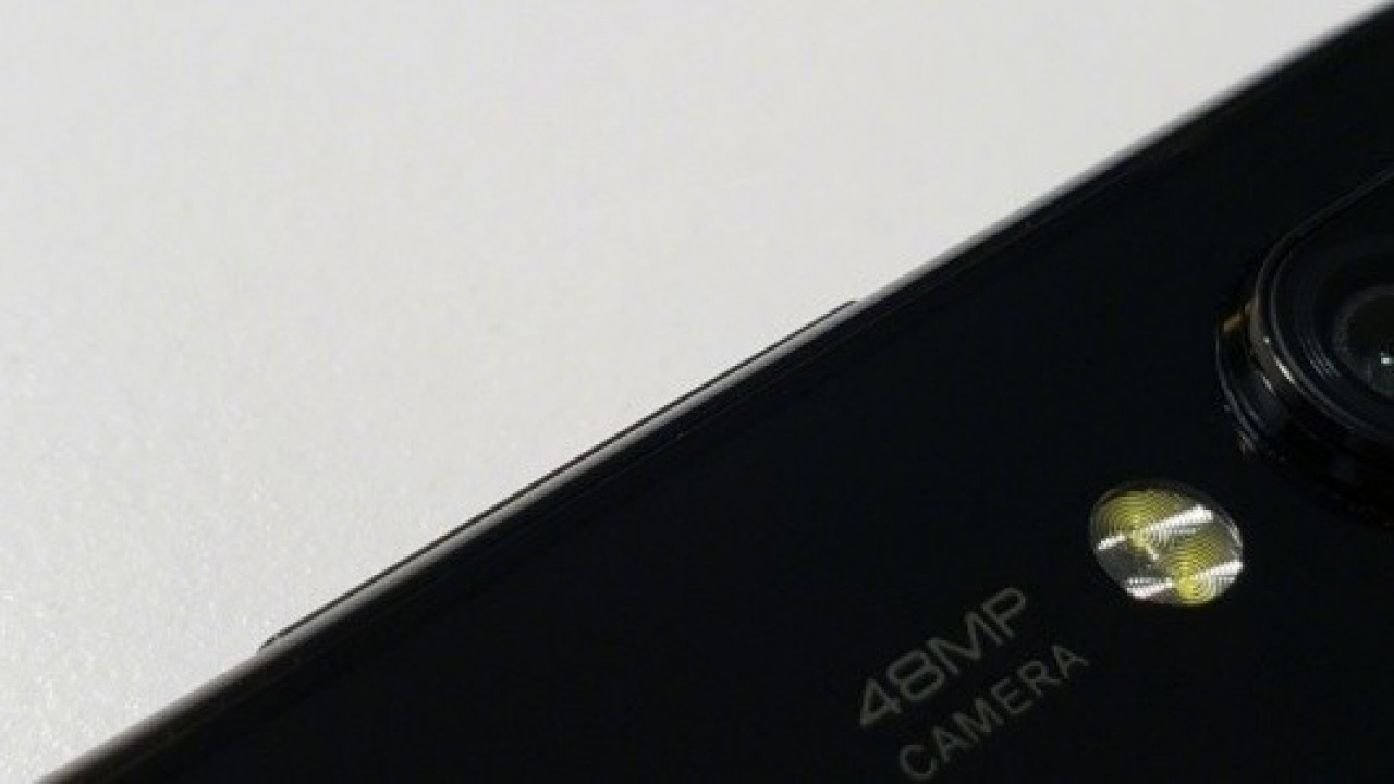 Xiaomi'nin 48 MP Telefonu, Redmi Serisi Ekran Kamerasına Sahip Bir Cihaz Olabilir