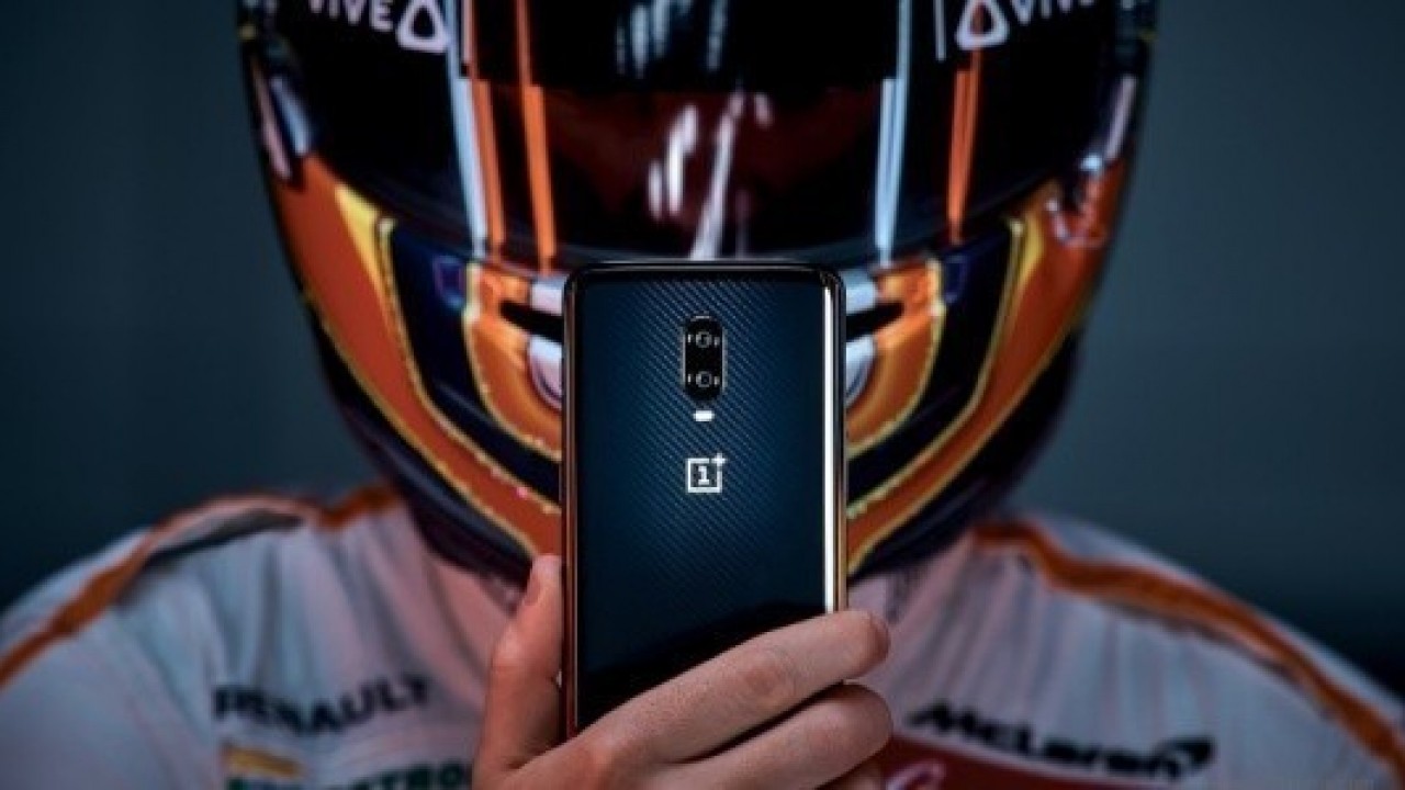 OnePlus 6T McLaren Edition, 30W Warp Charge ve 10GB RAM'le Geldi