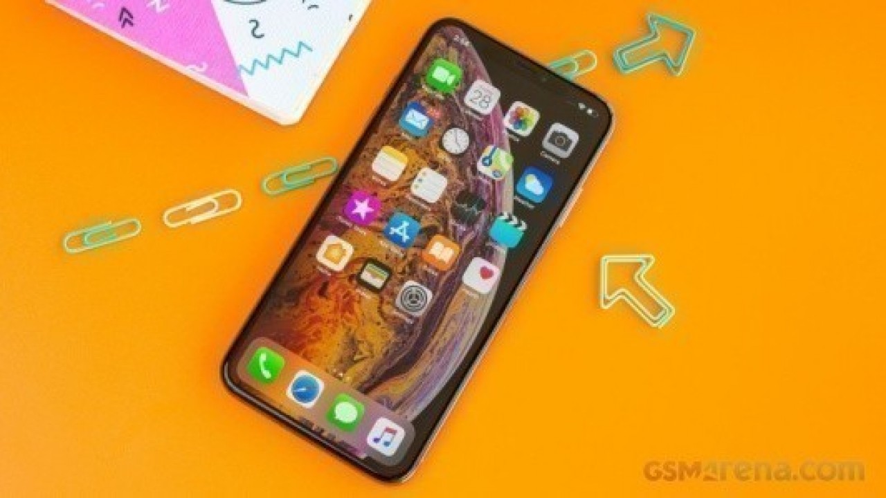 Samsung, 2019 iPhone XS Max için Daha Ucuz OLED Paneller Tedarik Edecek