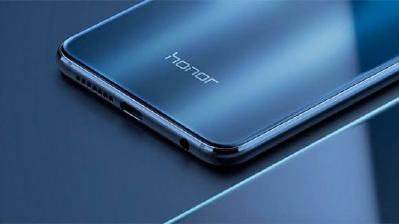 Honor 8A Resimleri TENAA'da Ortaya Çıktı