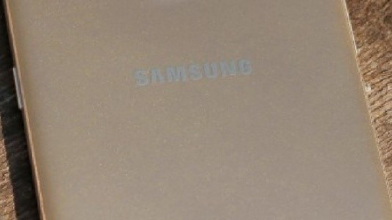 Samsung Galaxy M20, Çift Kamera ve Metal Gövdeye Sahip Olacak