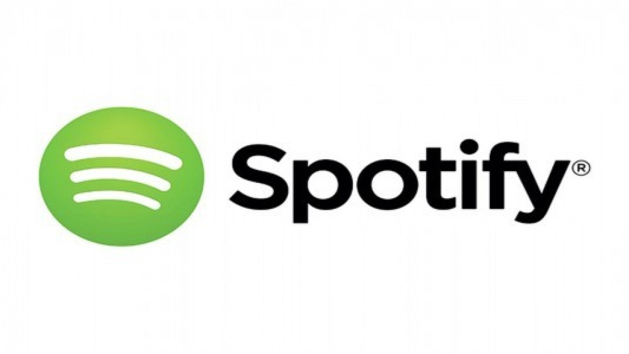 Spotify akıllı hoparlör üretimi için kolları sıvadı.