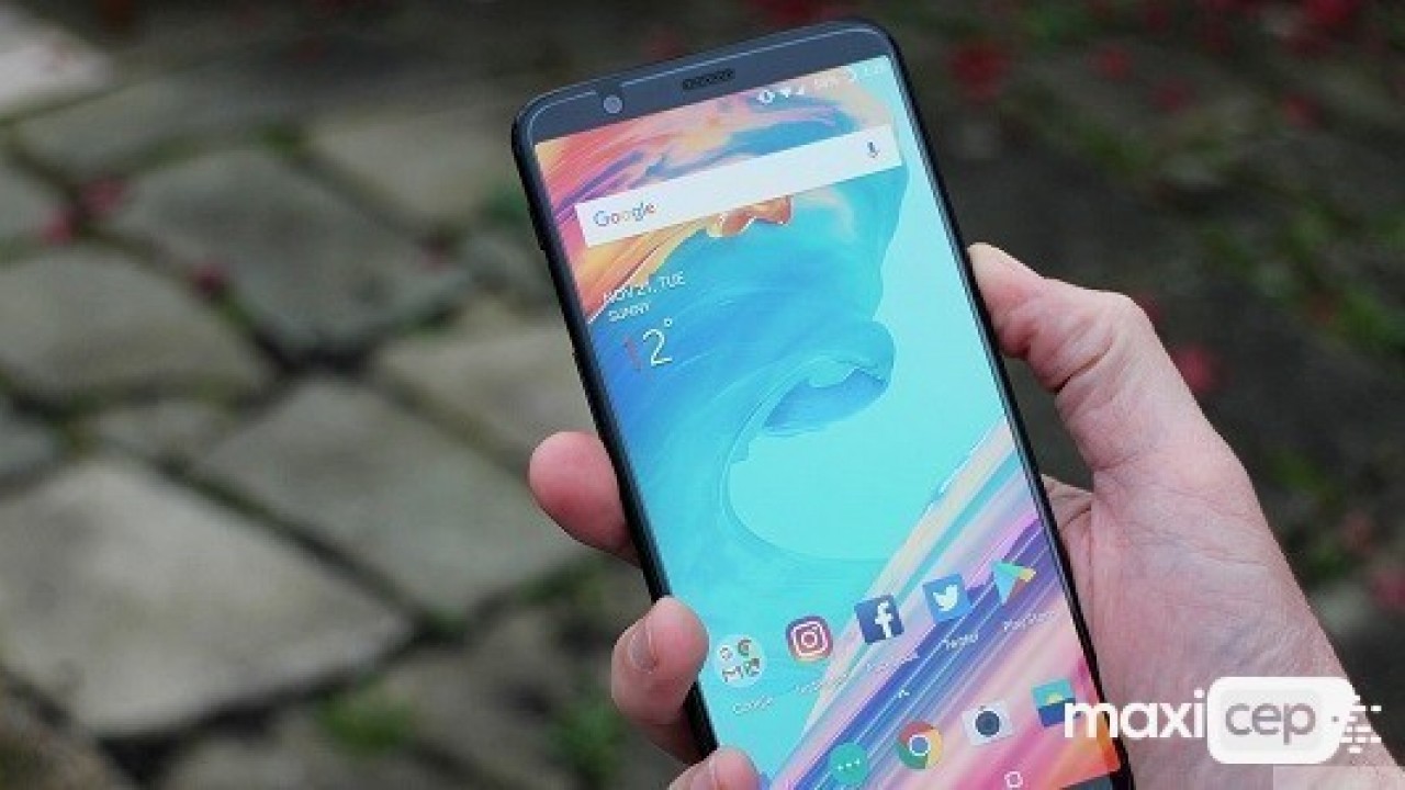 OnePlus 5T ABD'de Satıştan Kaldırılmaya Başladı