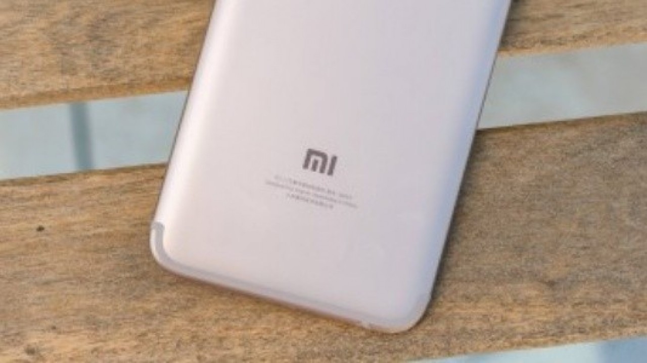 Xiaomi Mi 7'nin Ekran Paneli Sızdırıldı