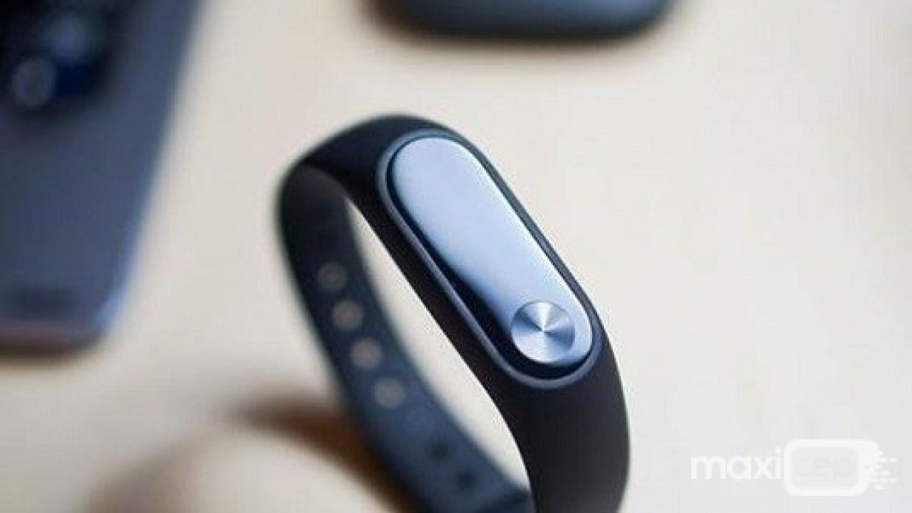 Xiaomi Mi Band 3 Firmanın CEO'sunun Kolunda Görüntülendi