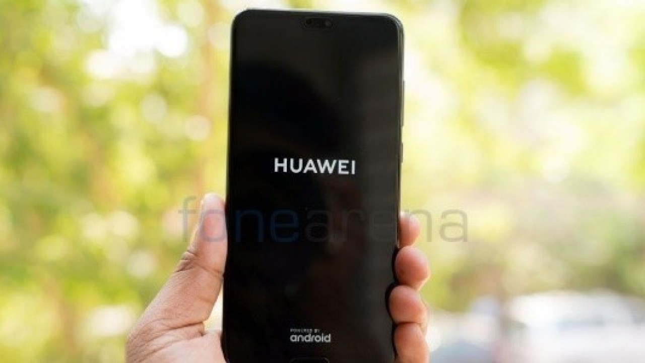 Huawei, Dünyanın İlk Katlanabilir Akıllı Telefonunu Kasım Ayında Açıklayacak
