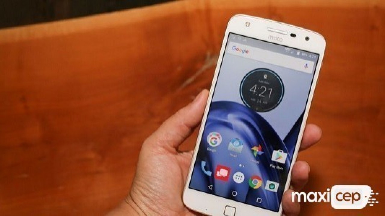 Moto Z Play Android 8.0 Oreo Güncellemesi Yayınlanmaya Başladı