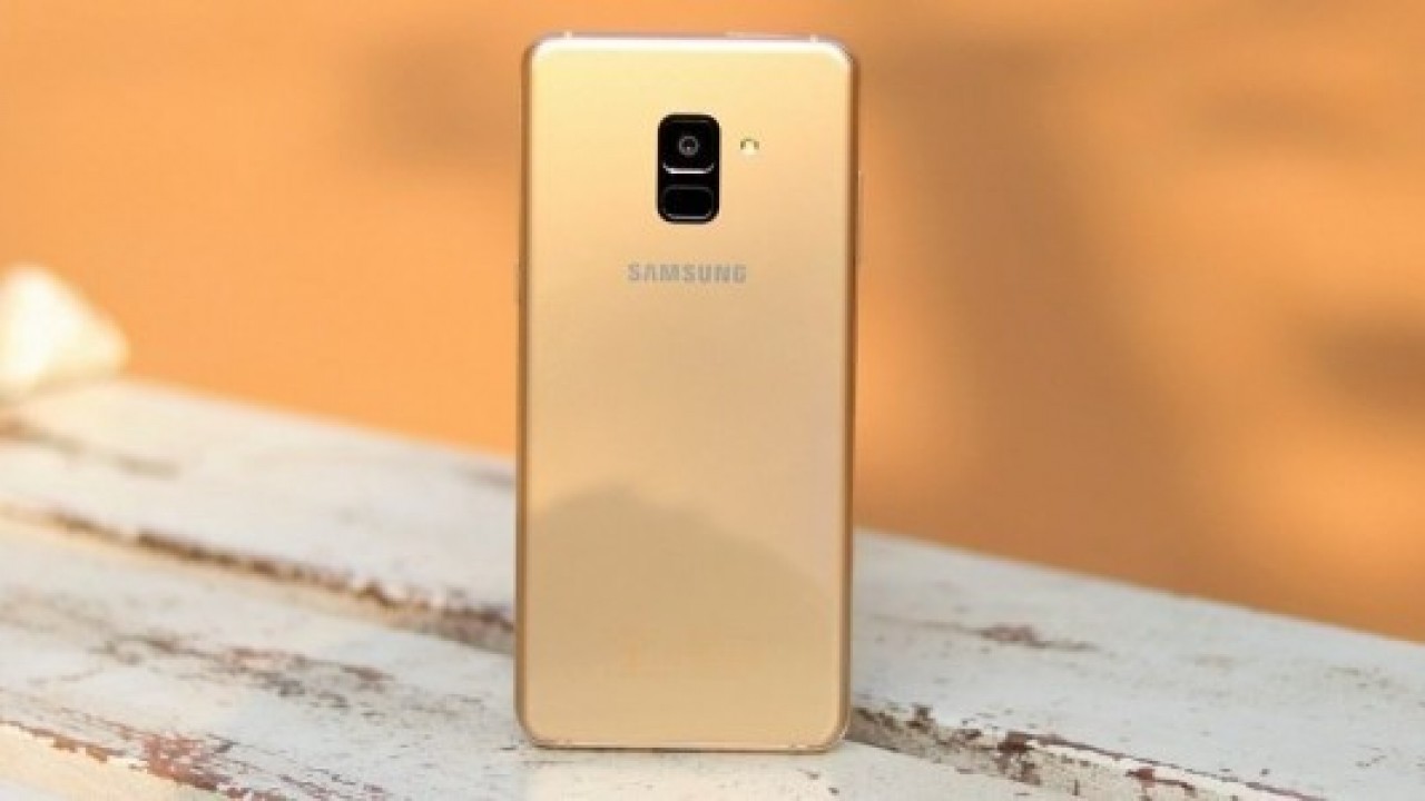 Samsung Galaxy A8 Star gün yüzüne çıktı