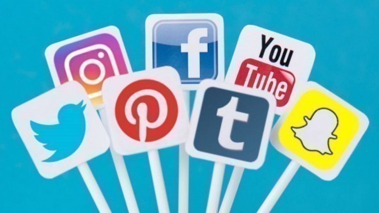 Gençler sosyal medyada ilgi görmek istiyor