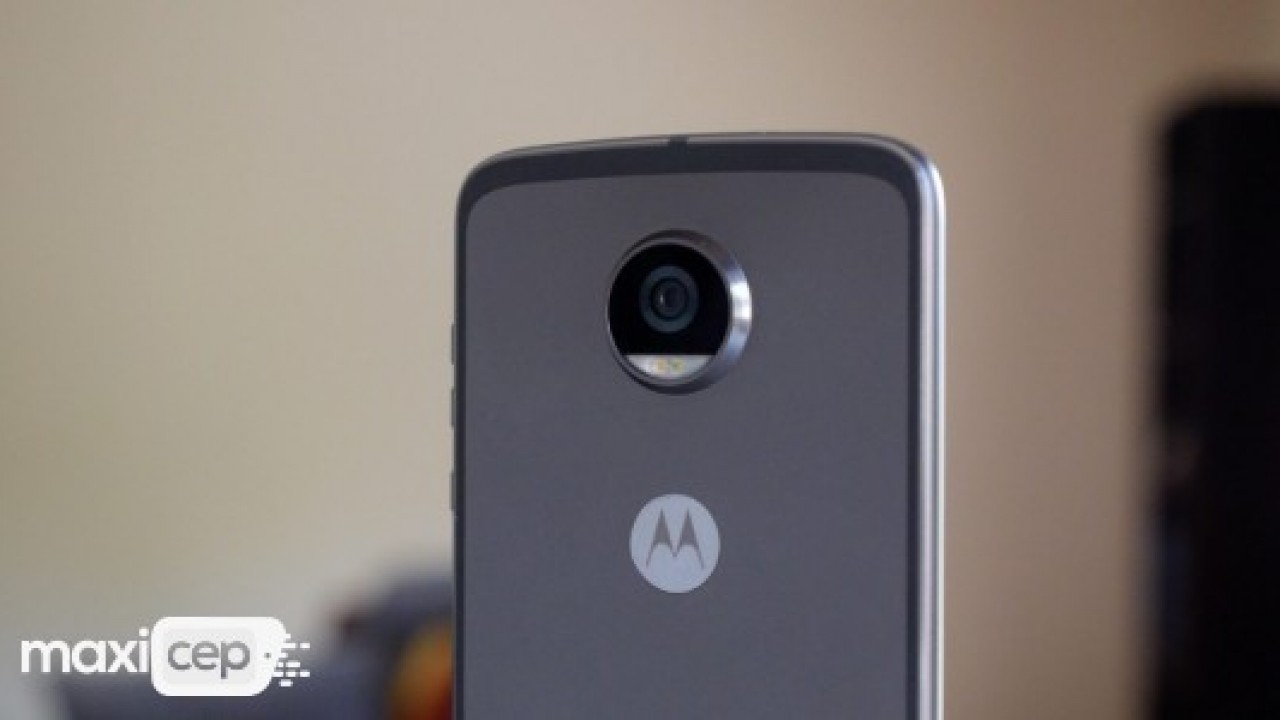 Moto Z3 Play, 6 Haziran'da tanıtılacak