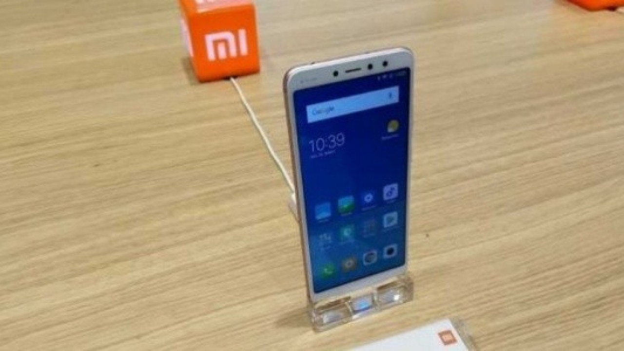 Xiaomi Redmi S2, Resmi Mi Çekoslovakya Mağazasında Göründü