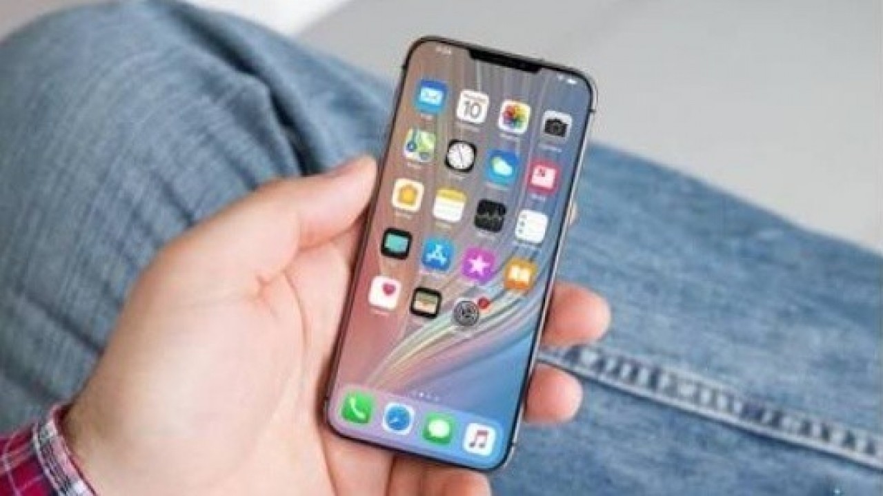 İPhone SE 2 Bekleyenleri Üzen Haber Geldi