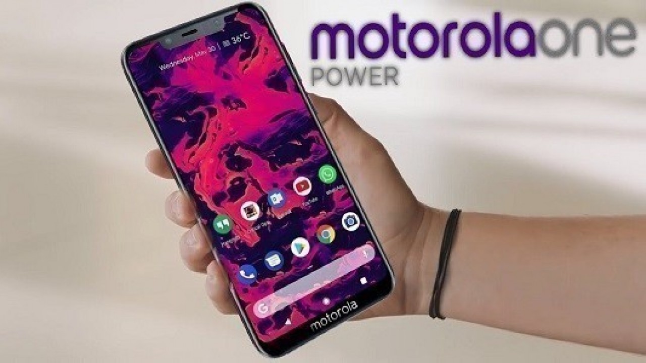 Motorola One Power Canlı Şekilde Görüntülendi