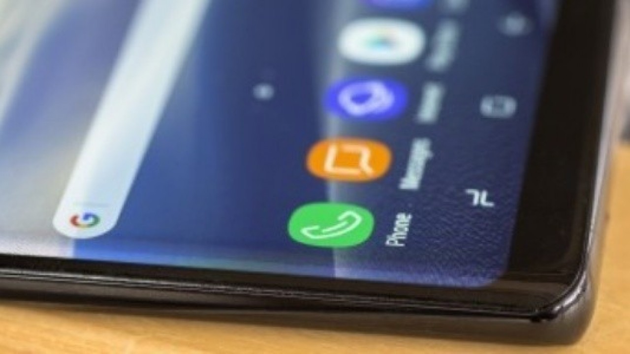 Samsung'un Yarı Modüler Çerçevesiz Akıllı Telefon Tasarımı Sızdırıldı