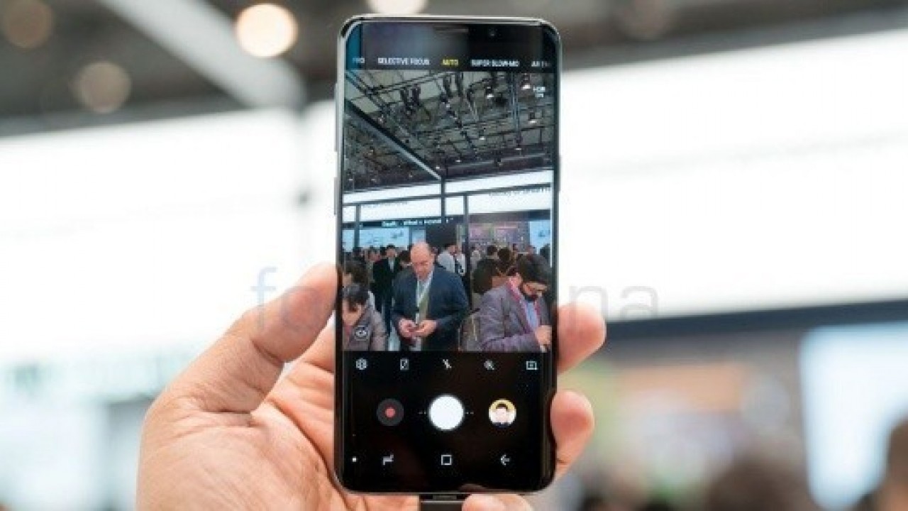 Samsung Galaxy S10, Üçlü Kamera ve 3D Sensöre Sahip Olacak